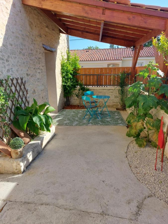 Les Petits Jardins De Cisse Chambre De Charme Exterior photo