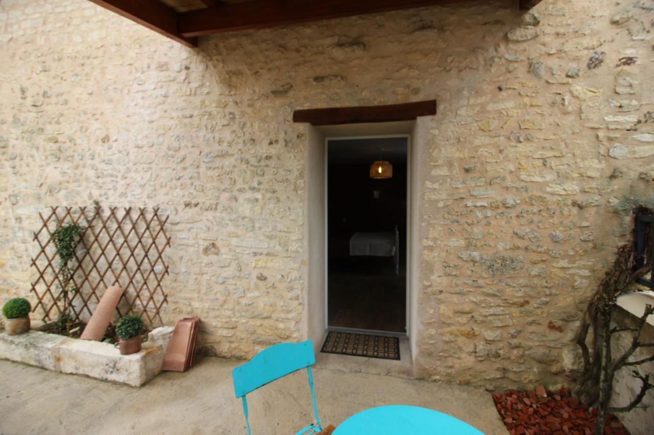 Les Petits Jardins De Cisse Chambre De Charme Exterior photo